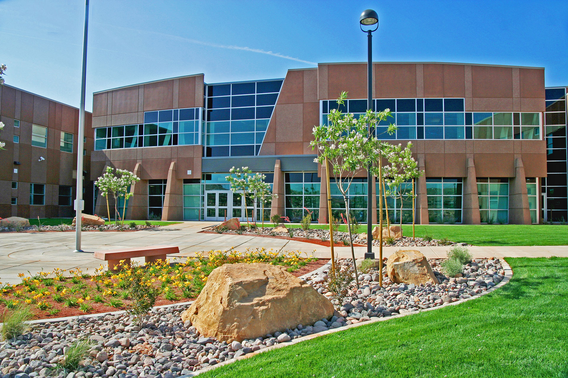Tonaquint Intermediate School Bud Mahas Construction Inc.